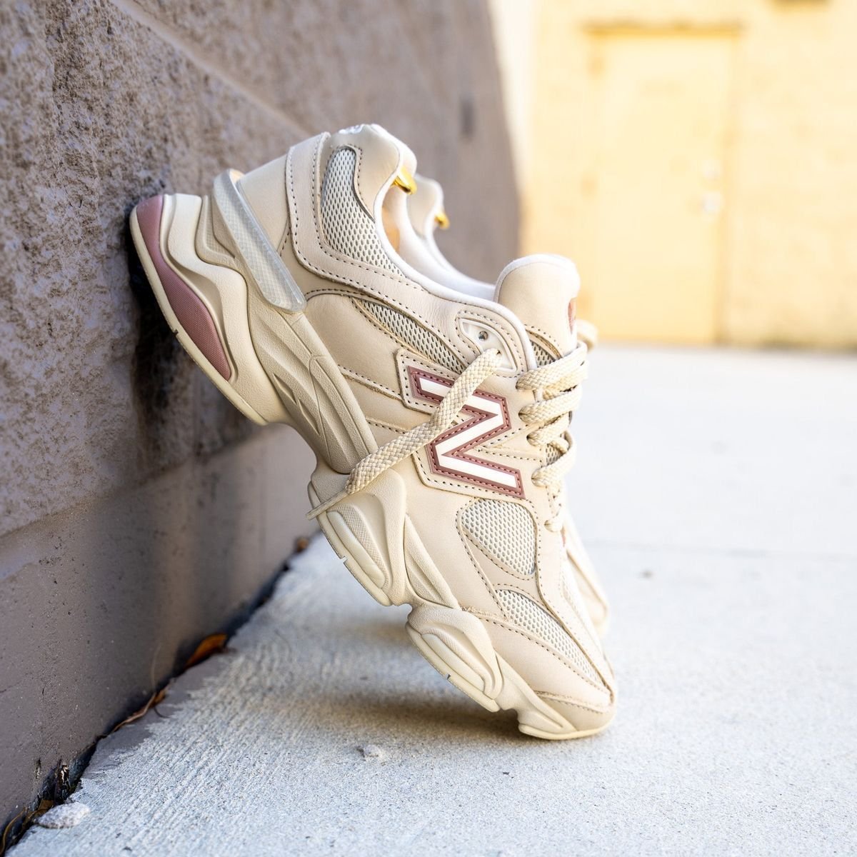 9060 Beige